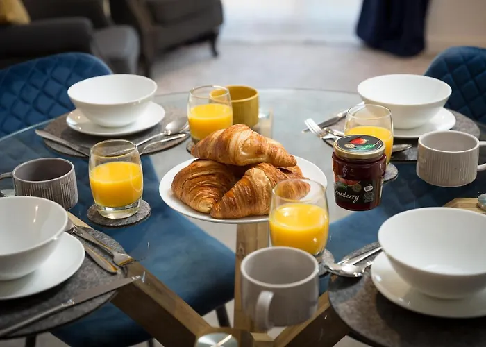 The Aura Apartament York