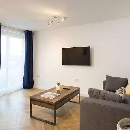 The Aura York